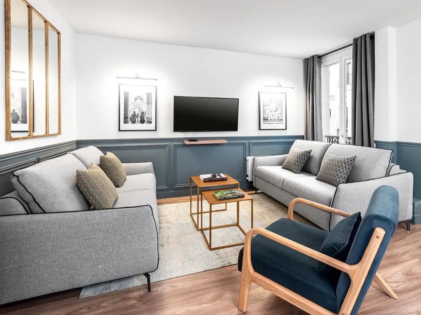 LivinParis | Luxurious 2 Bedroom Opera VI - Image 1
