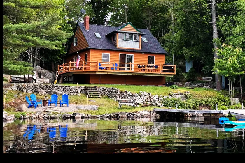 Lakefront Cottage-Private Dock-60-mins Bar Harbor - Image 1