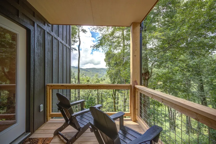 Couple Getaway - Close to Downtown Blowing Rock! - Image 1