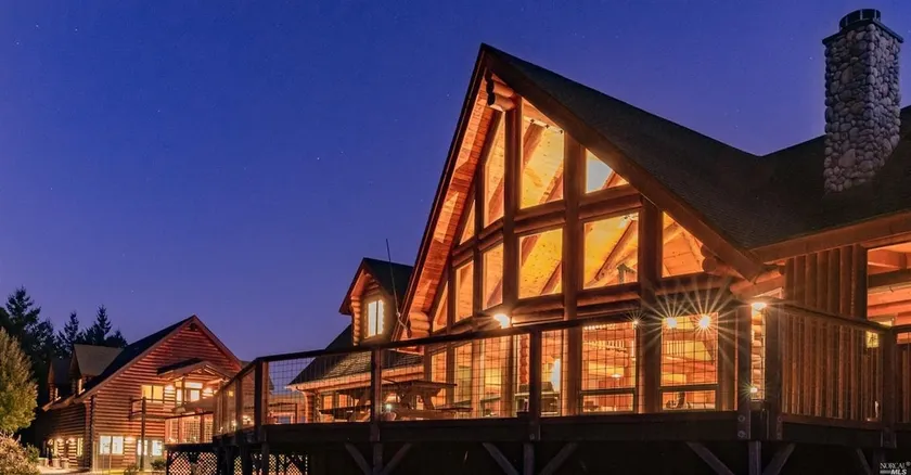 Warm Springs Lodge in Sonoma County - Image 1