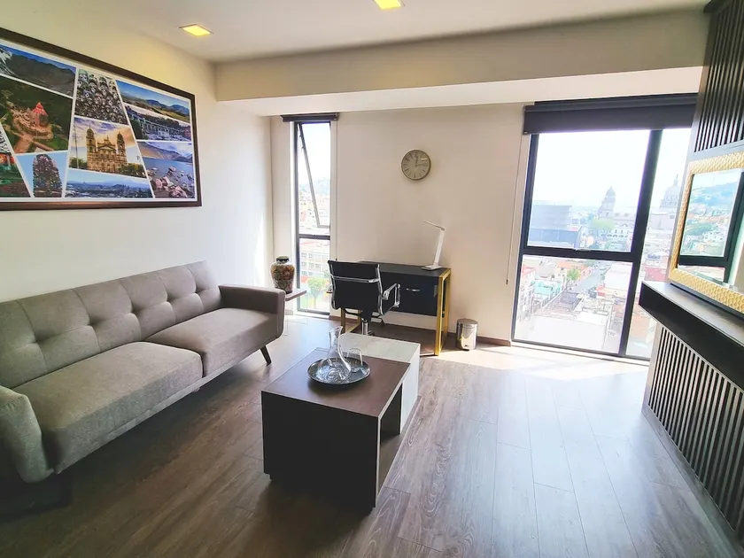 Beautiful luxury loft in Alameda - Image 1