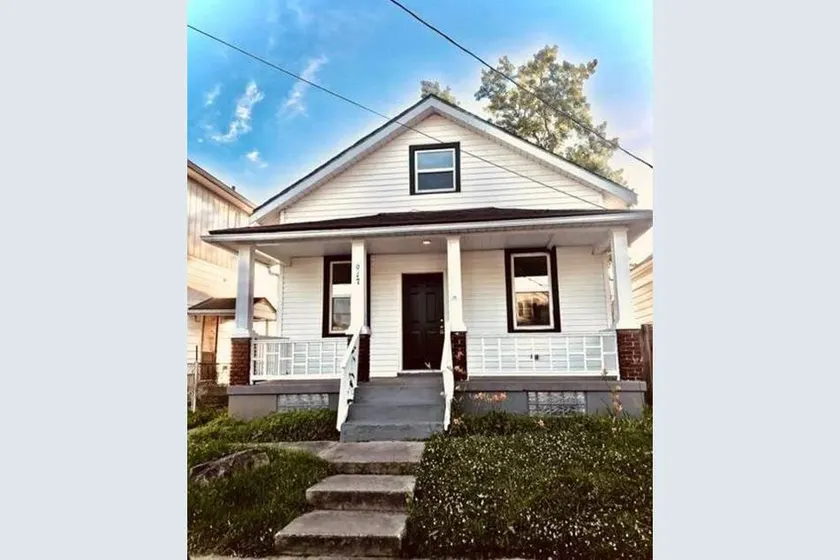 Charming 2bdrm house, minutes from Spooky Nook - Image 1