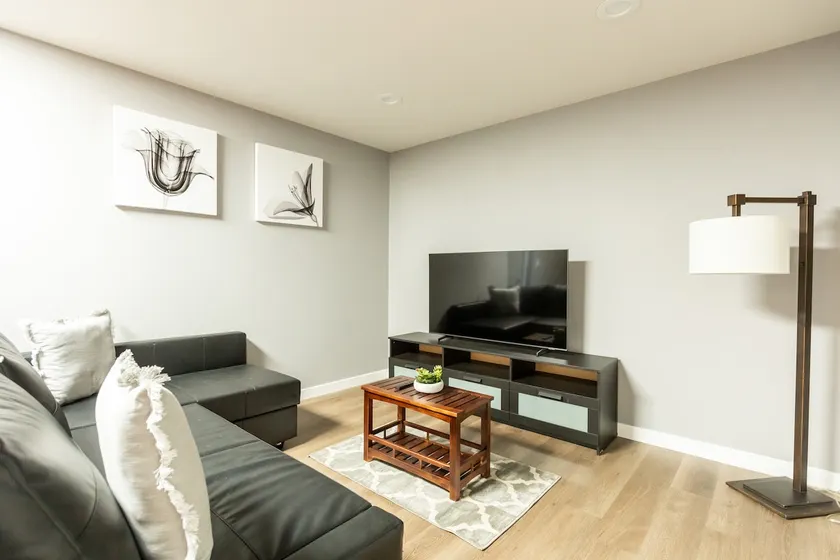 Charming 2 Bedroom- Minutes To Downtown Bothell! - Image 1