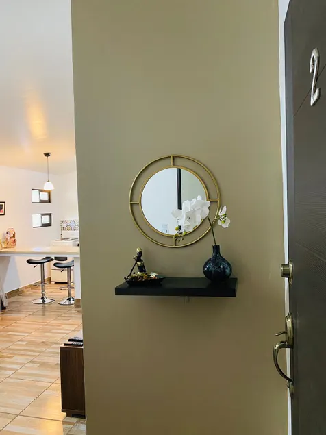 Santa Ana Apartment 2 - Image 1
