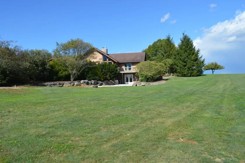 Penn State Fans Love King’s Nittany Ridge Hideaway! - Image 1
