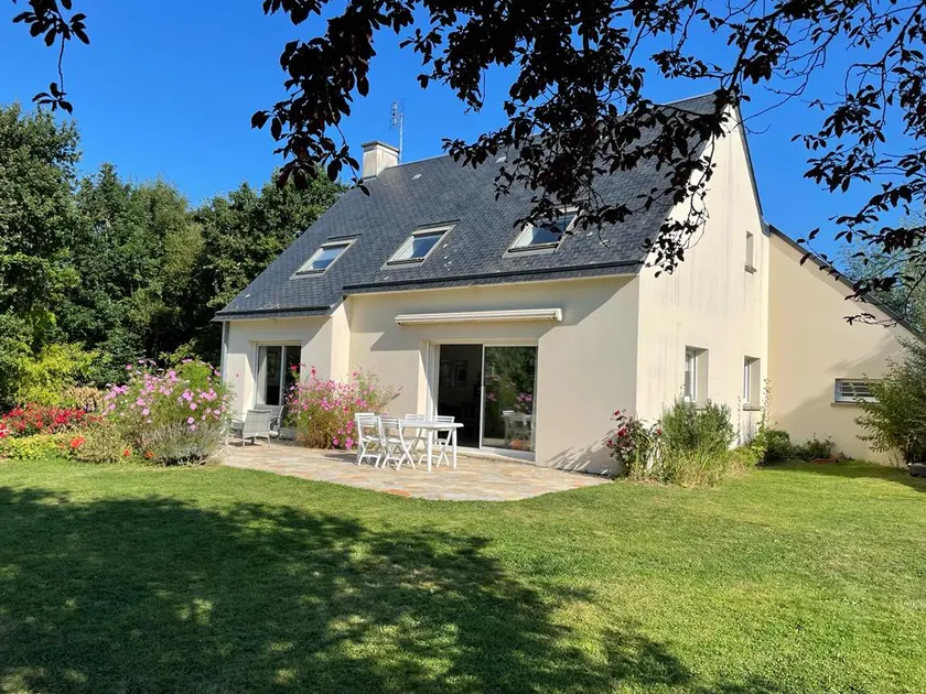 Charming villa – Beaches 5 minutes away – Village within walking distance - Image 1