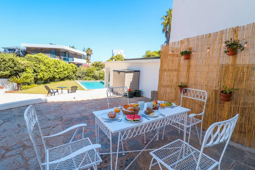 188 Apartments - Lantana - pool, garden and patio - Image 1
