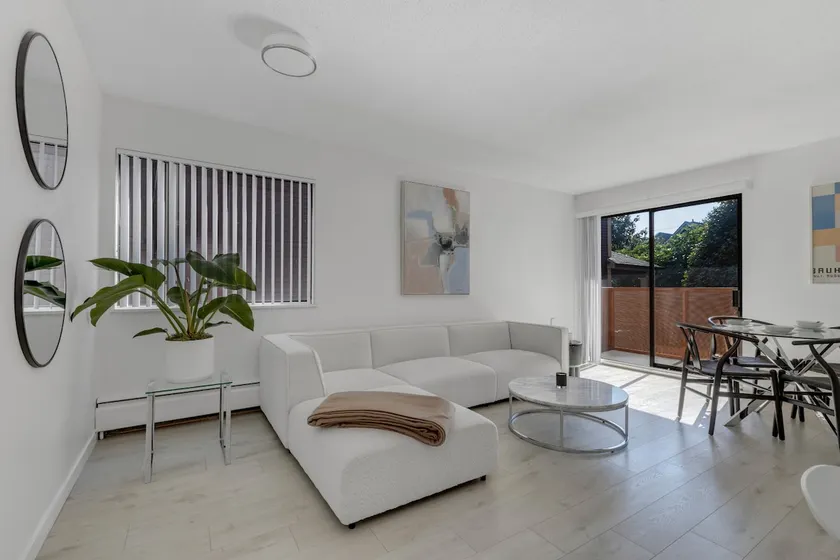 Chic 1-Bedroom Apartment in Ideal Location - Image 1