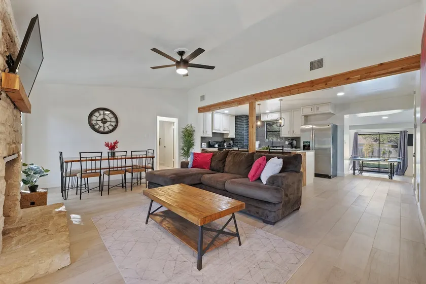 Upgraded couch, bedrooms, and much more! - Image 1