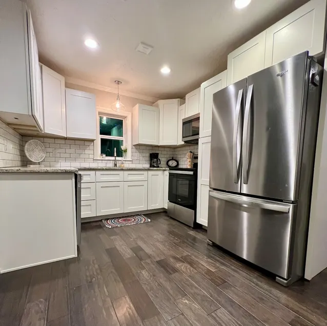 Hidden Gem in older neighborhood! - Image 1