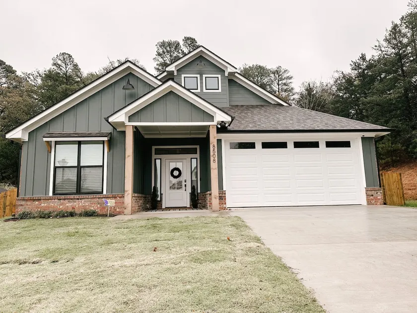Beautiful, Cozy & New Build - Image 1