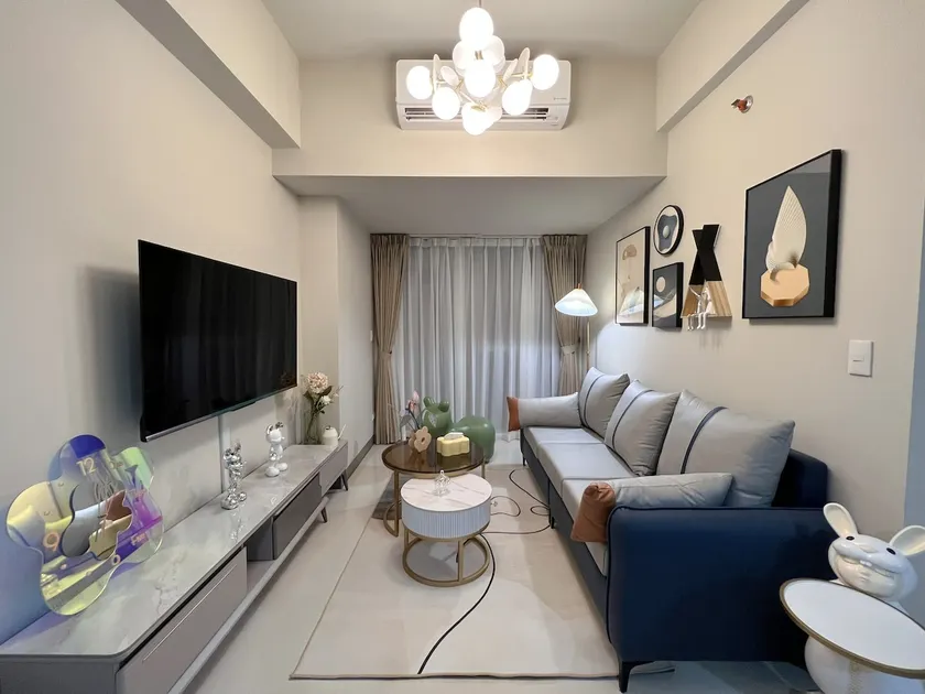 Euphoria Suite: Dream Room @Uptown Parksuites 2 - Image 1