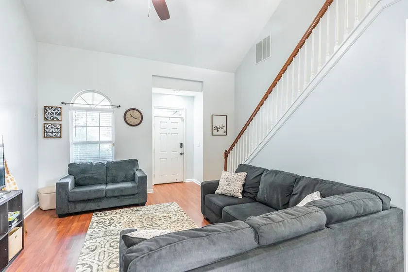 Spacious 4 Bedroom in Central KY - Image 1