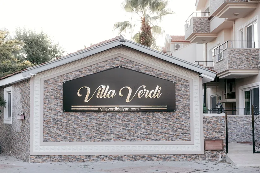 Your home away home! Fully furnished 2 bedroom apt - Image 1