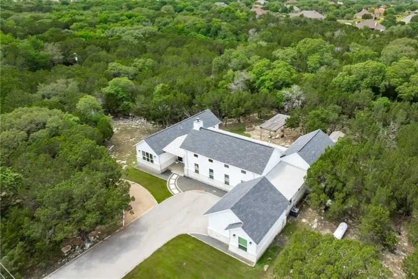 5 Acre Peaceful Retreat | Pool, Hot Tub - Image 1