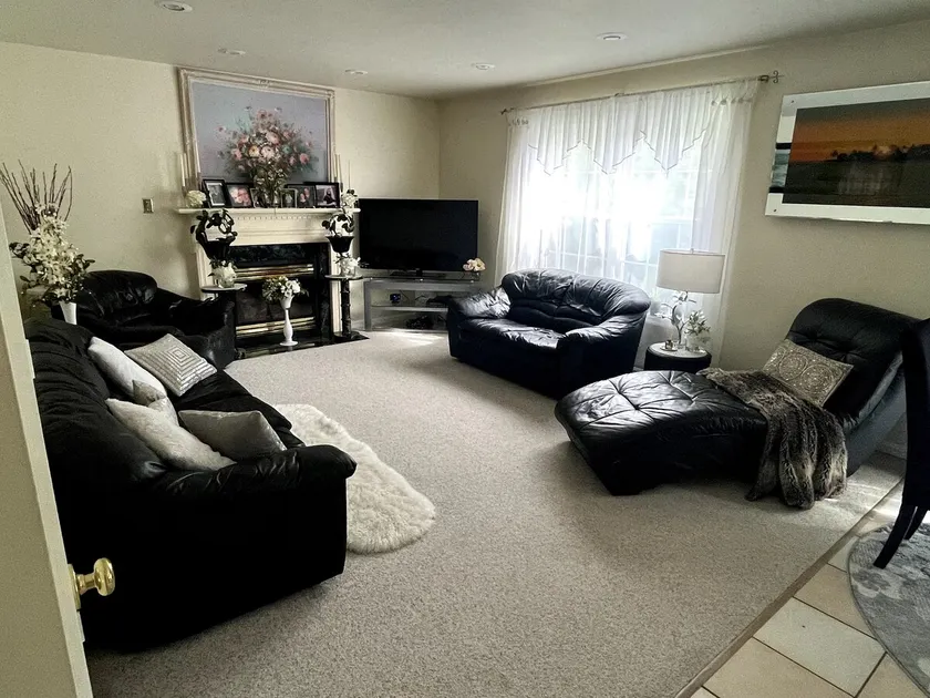 Beautiful Home near State College - Image 1