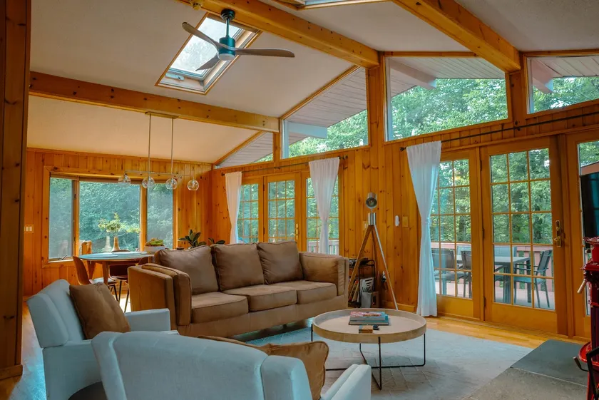 Serene Home in the Catskills Woods - Image 1