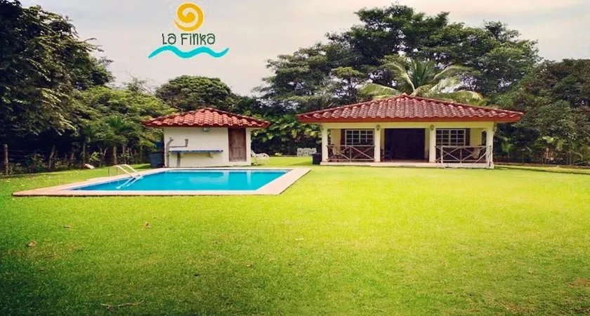 A nice country house very close to the beach - Image 1