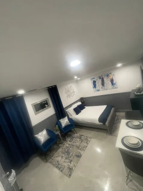 Cozy Studio apt with private entrance - Image 1
