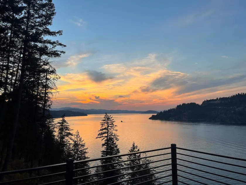CDA Lakeview Escape | The Healing House Collective - Image 1