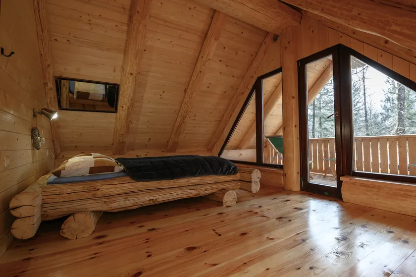 Lodge with sauna and jaccuzzi - Image 1