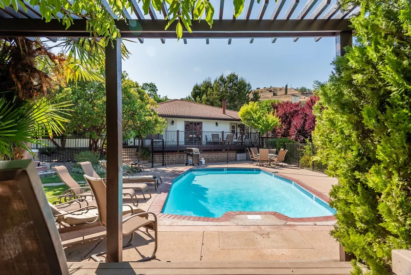 Merry Hill - Downtown Paso Robles with Pool/Spa - Image 1