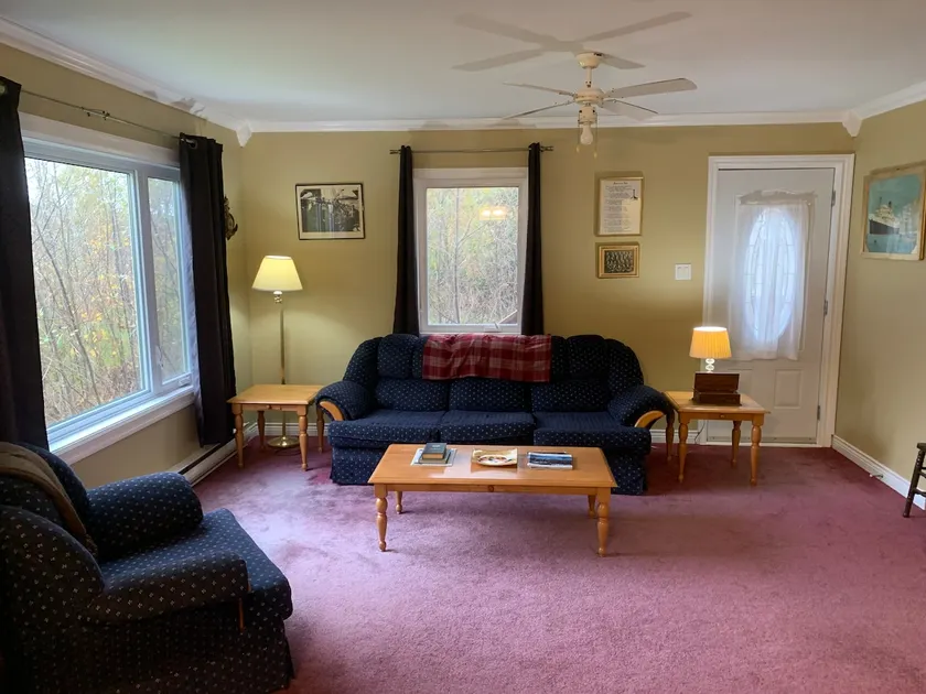 Sparrows Nest, Harbour Grace, 3 Bed, Ocean View - Image 1