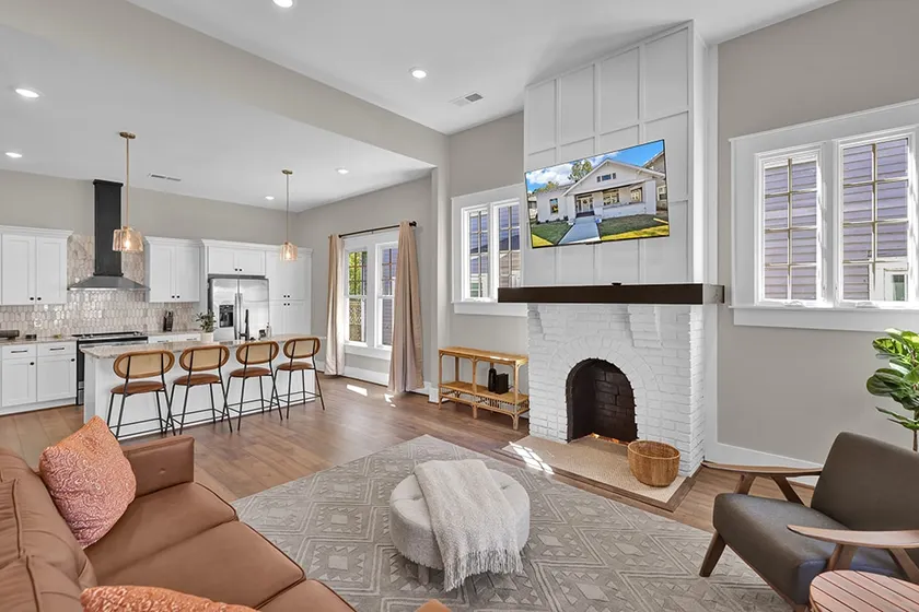 Avondale Charmer-Comfort & Style - Image 1