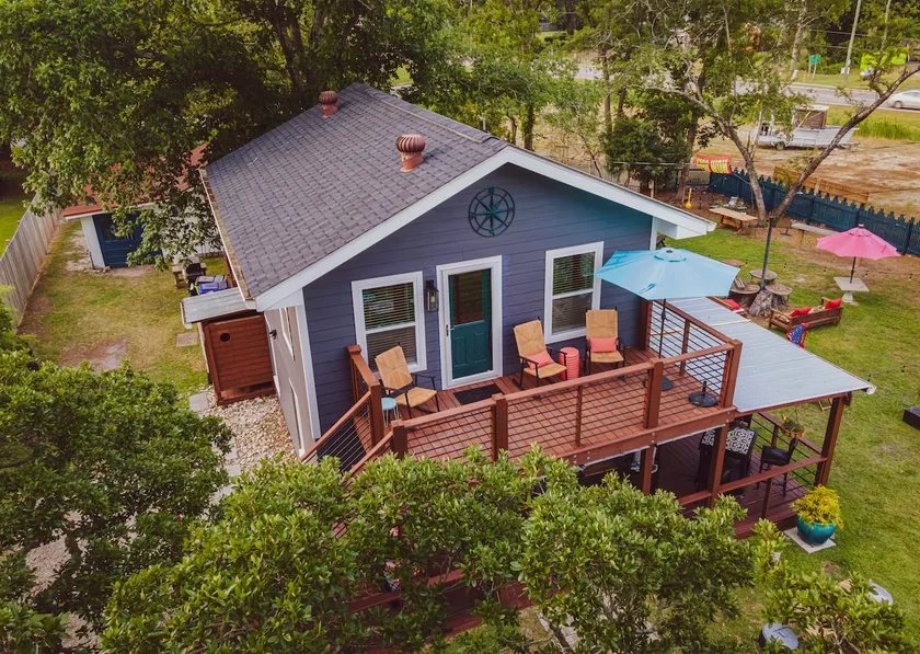 Low Tide Loft | Beaufort· Cafe Below· Dog Friendly - Image 1