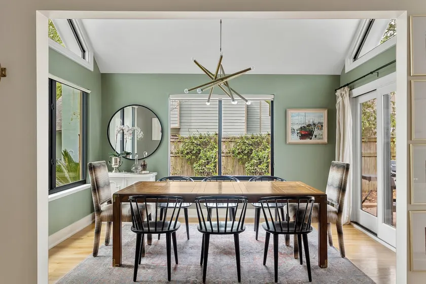 Cheerful 3 bd 2.5 br townhouse 5 min from downtown - Image 1