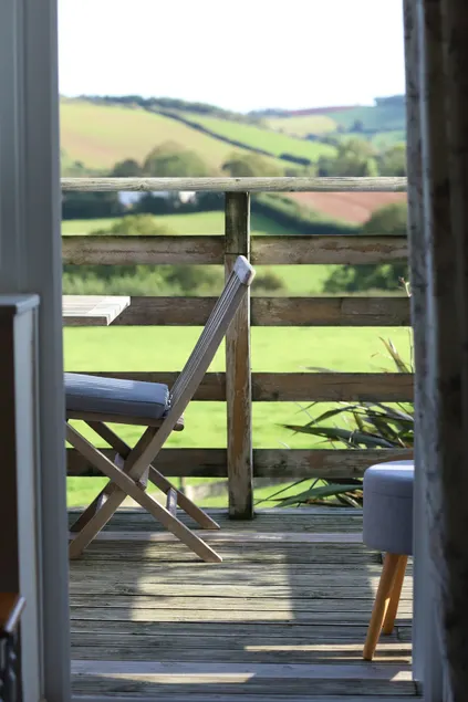 Bulleigh Park - king bed & private parking - Image 1