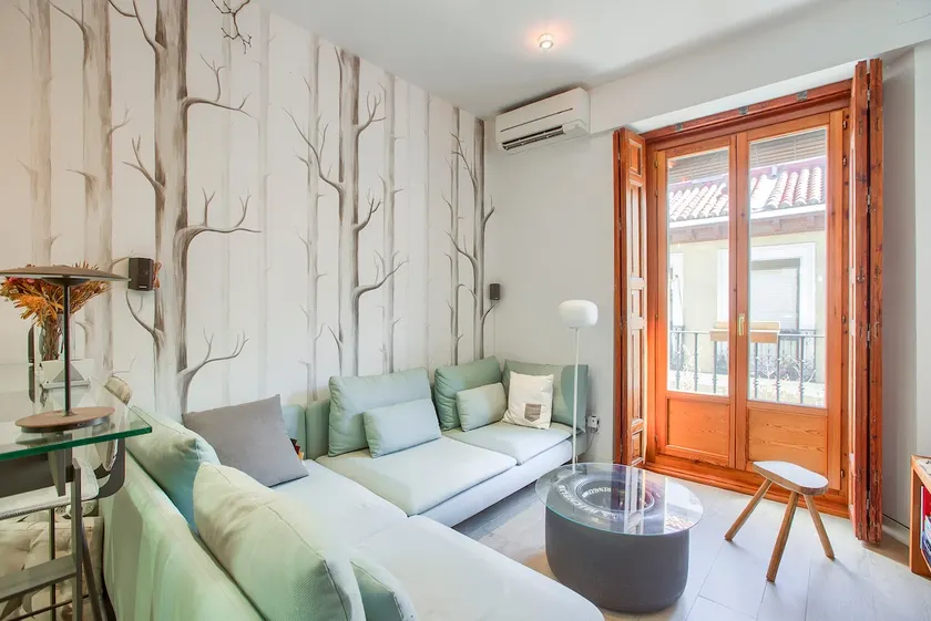 Chueca & Justicia - Luminous flat in Centro - Image 1