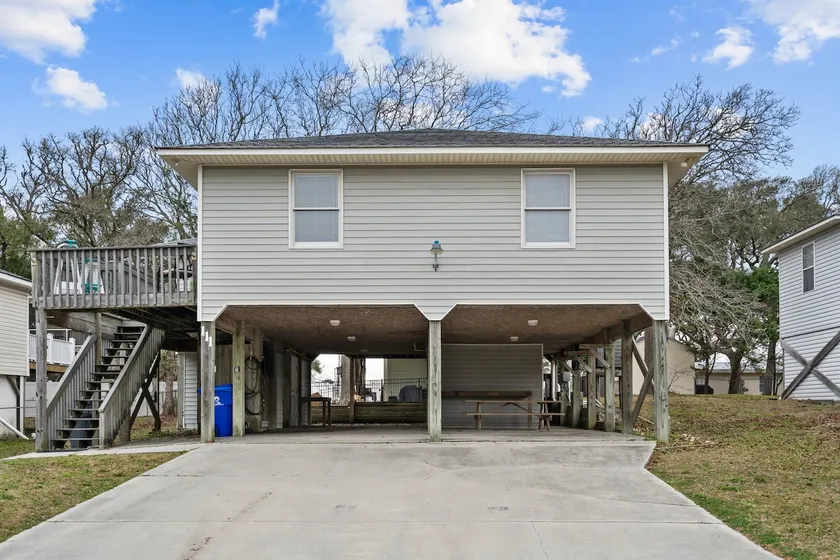 Salt Rock - Ocean View Pet Friendly, Walk to beach - Image 1