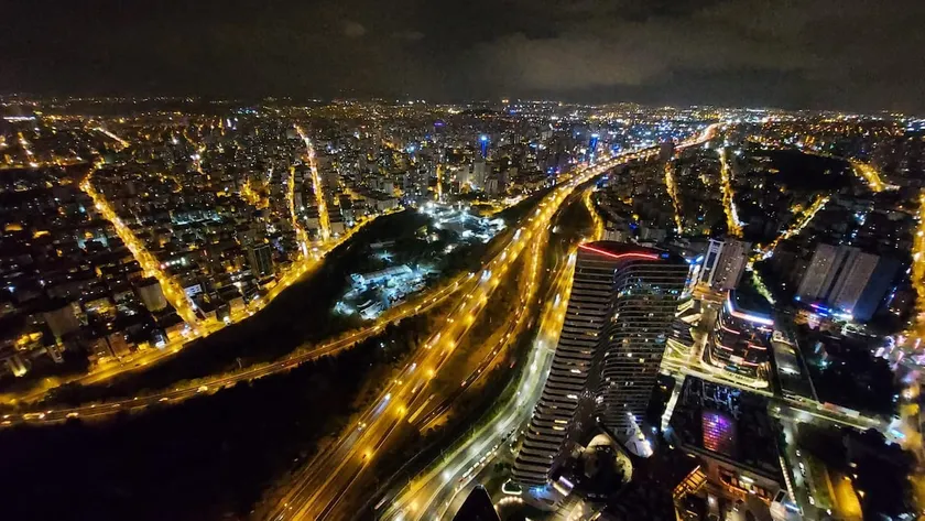 Metropol Istanbul 49th floor apartment with a super view - Image 1