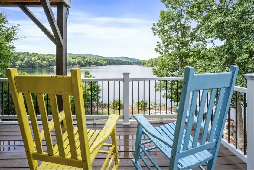 Casa do Lago - A Peaceful Lakefront Retreat! - Image 1