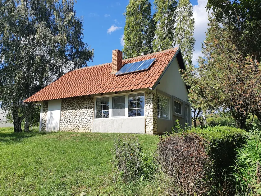 Kućerak Višnja - Image 1