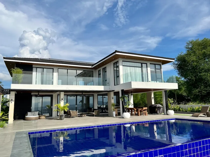 Private Modern Tropical Villa with Infinity Pool - Image 1