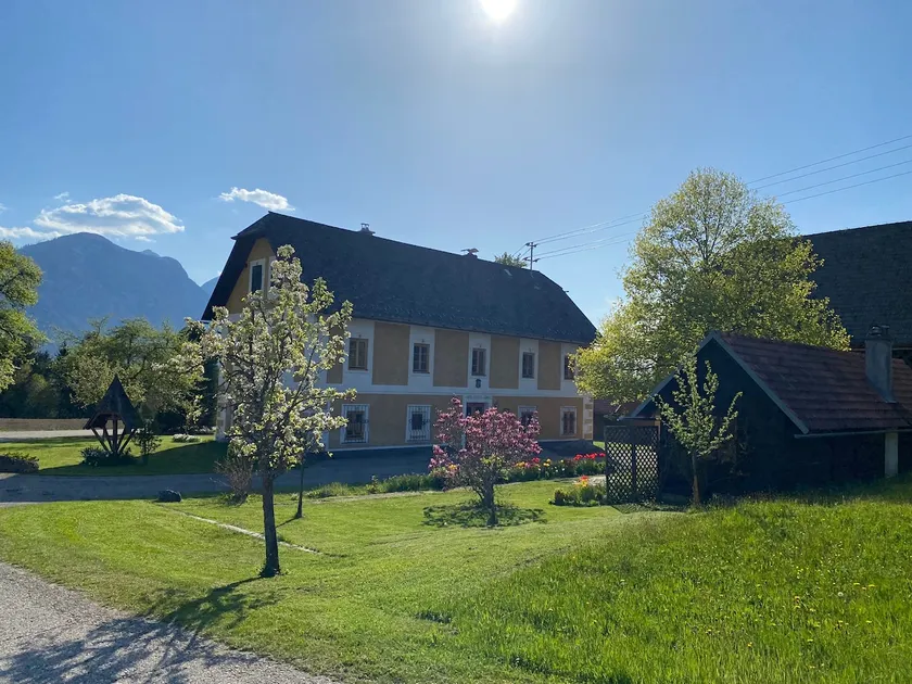 Country house with sauna and fireplace - Image 1