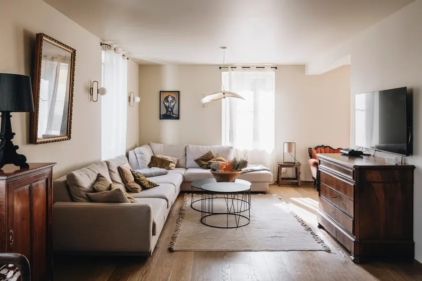 Large Townhouse in Colmar - Image 1