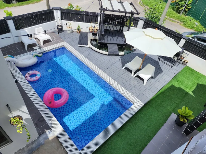 Puteh Black House + Private Swimming Pool - Image 1