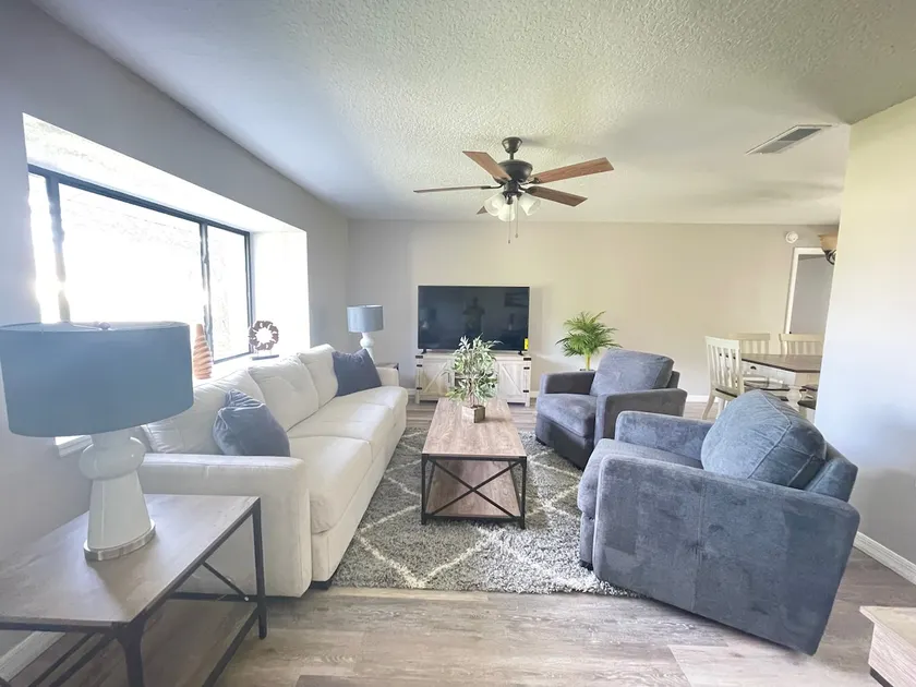 Vacation in style near Everything Florida Offers - Image 1