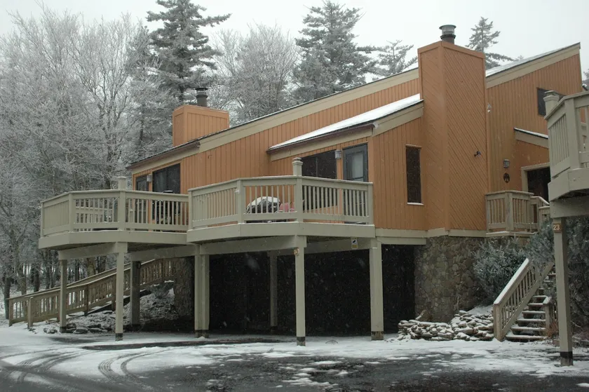 R&R Lodge - A Cozy Loft Townhouse in Snowshoe! - Image 1