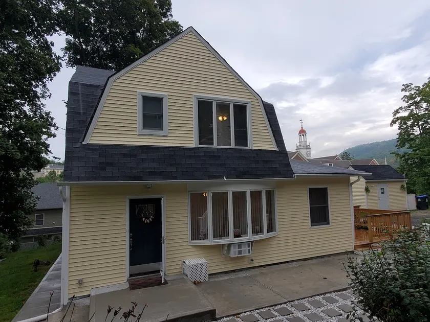 Newly Renovated 3-Bedroom Home + Parking + Patio - Image 1