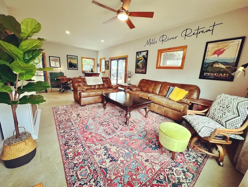 Dog Friendly🐶Close to Sierra Nevada/Biltmore, Between Asheville, Hville, Brevard - Image 1