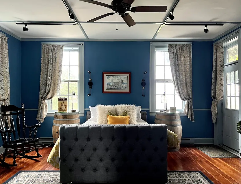 2-Bedroom place with Outdoor Patio on a Vineyard - Image 1