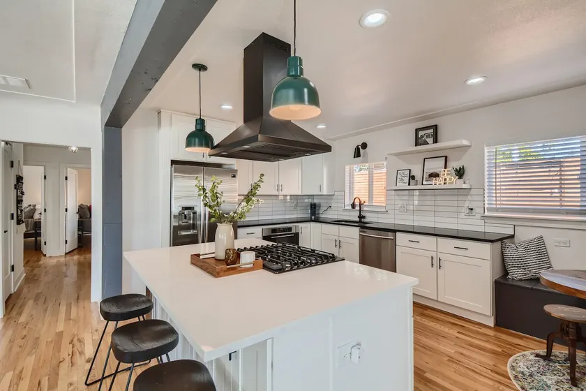 3BR | 2 King Beds + Hot Tub | Pet Friendly - Image 1