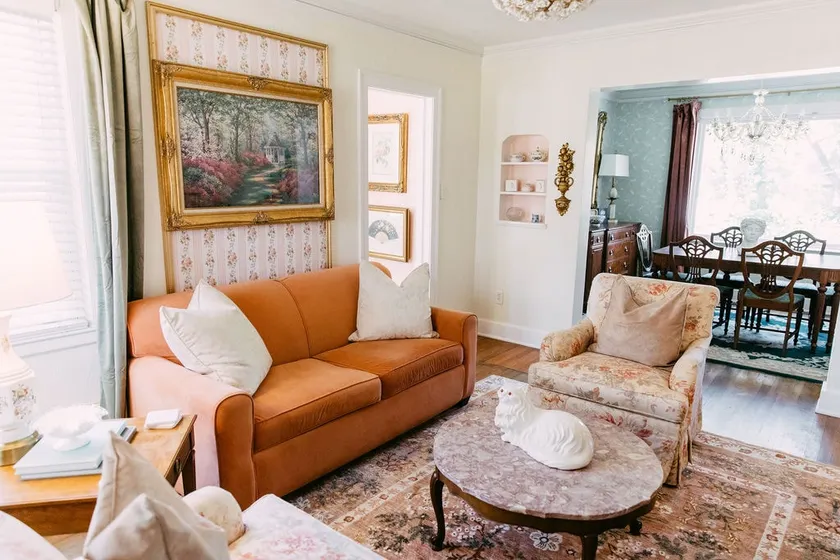 Bridgerton Bungalow | Pettigrew Adventures Midtown - Image 1
