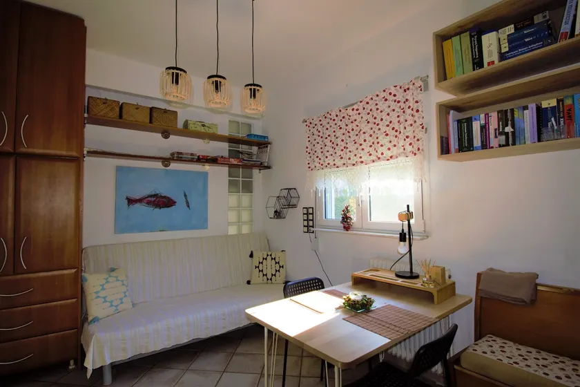 h2h Chris/Small apt, near Athens, metro - Image 1