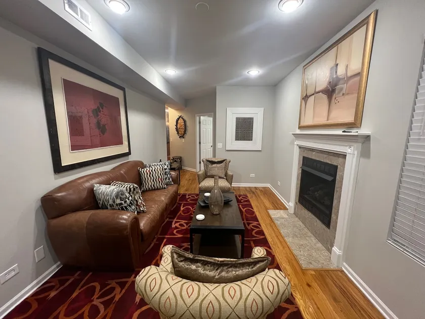 Spacious two bedroom condo with a cozy feel! - Image 1