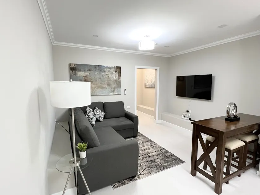 1 BR Condo. Luxury, Comfort, Safe & Relaxing - Image 1